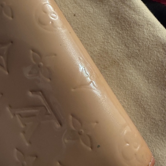 Louis Vuitton Vernis Sarah Wallet - Picture 13 of 14